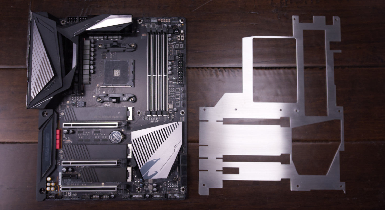 Gigabyte X570 AORUS MASTER Motherboard Armor